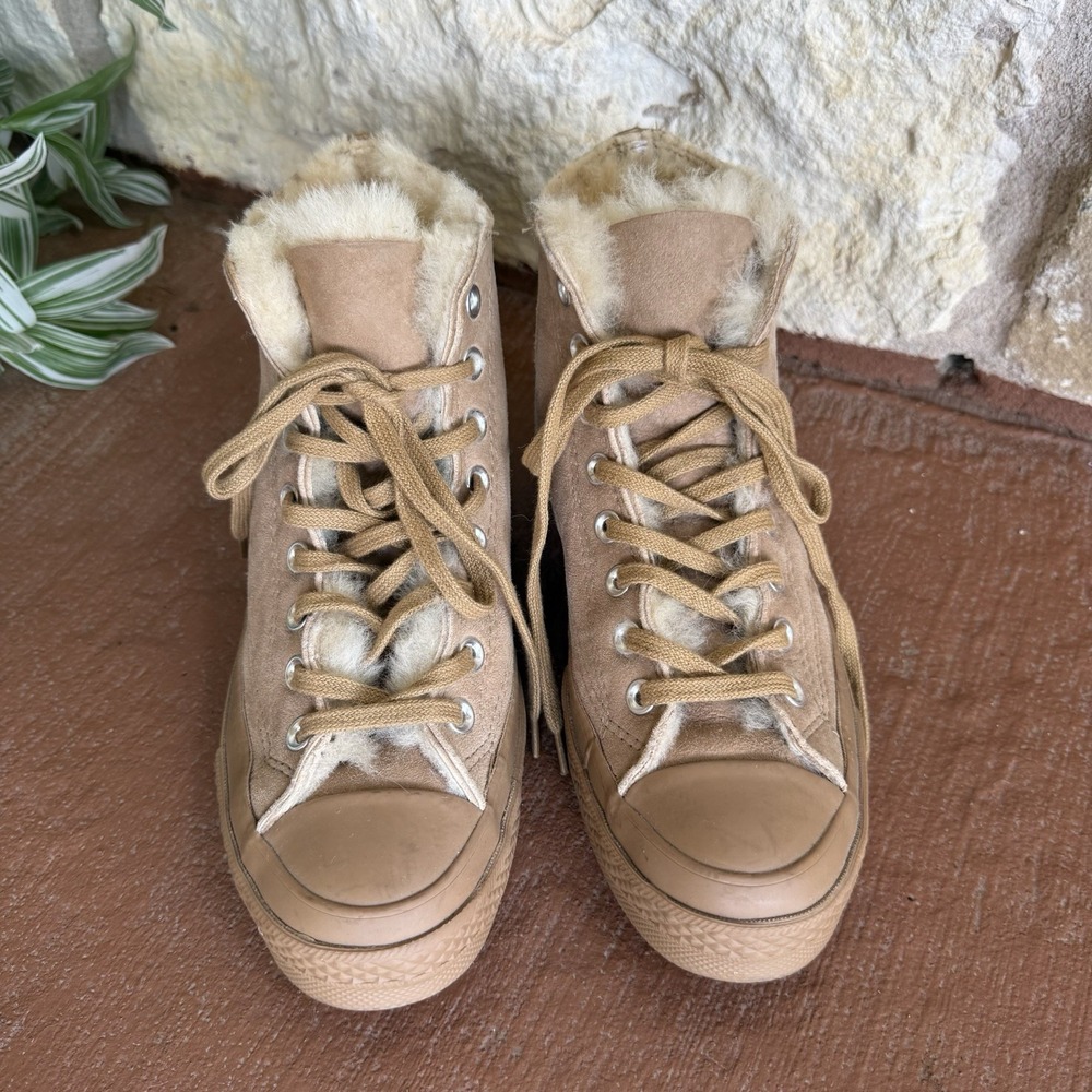 Converse Chuck 70 Hi Iced Coffee Fur Lined Sneakers 166318C Men 6.5 Women's 7.5